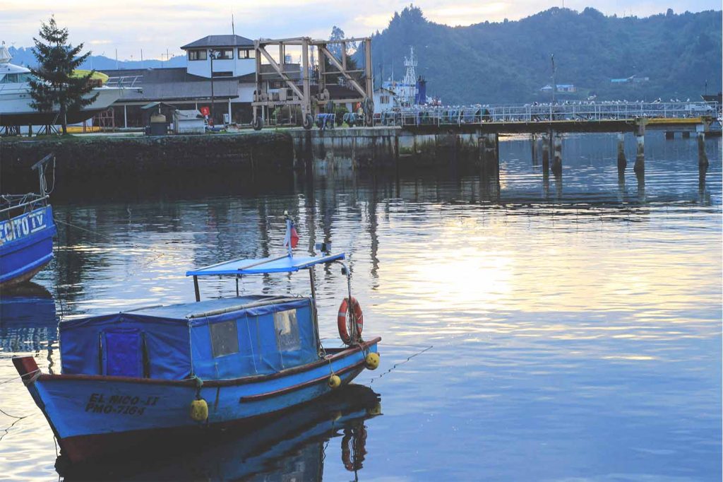 Tanto mar para nuestros remos: Isla Tenglo
